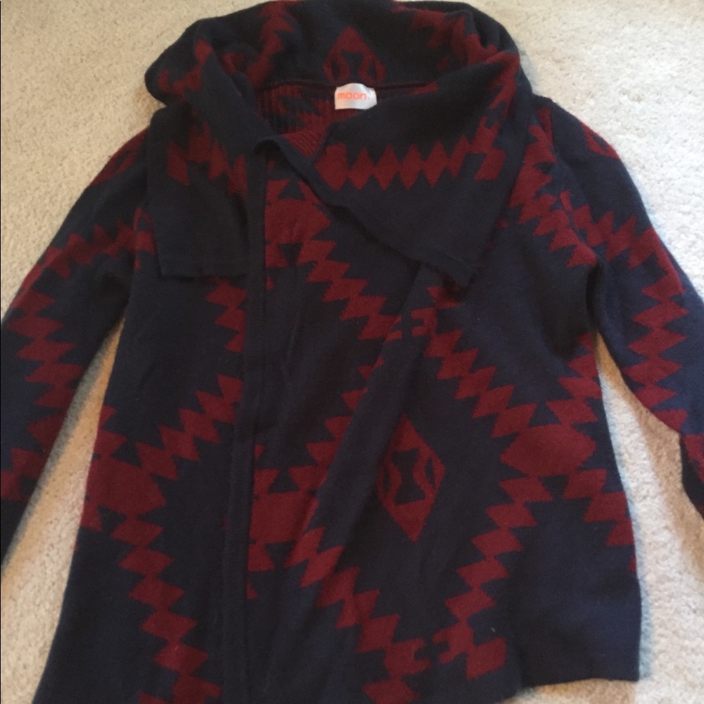 Navy and dark red sweater